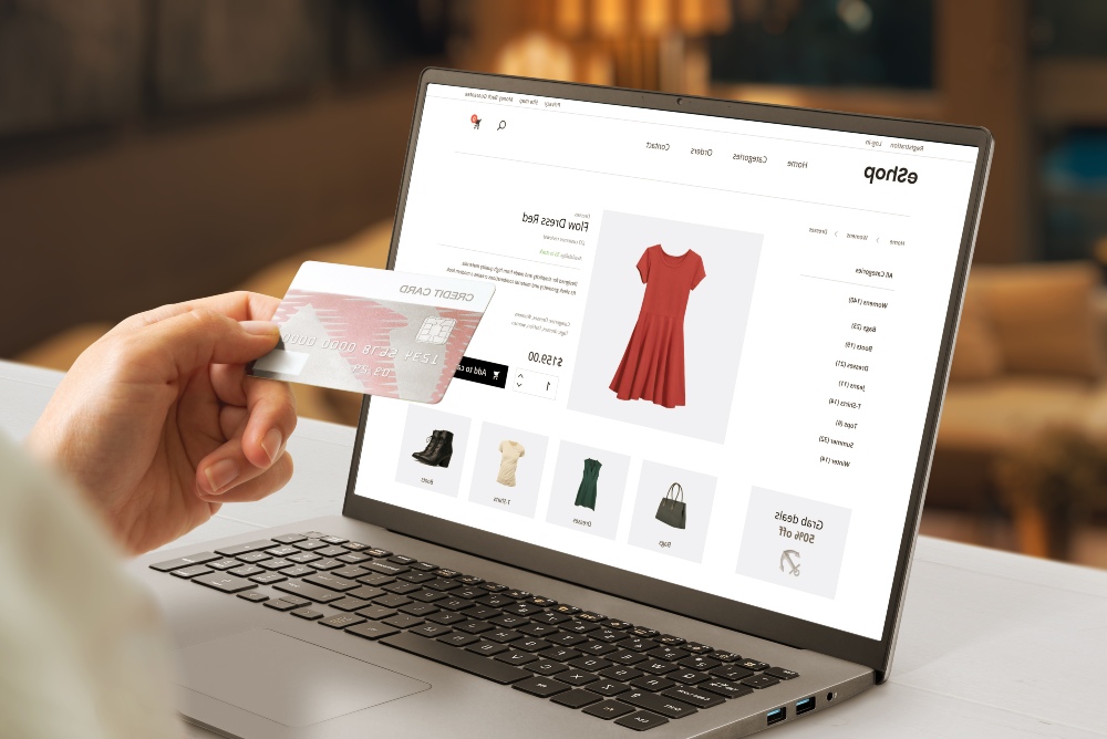 Moderne SEA-Kampagnen nutzen automatisierte Google-Technologien, während strategische Entscheidungen bei den Werbetreibenden verbleiben Online-Shopping-mit-Kreditkarte - Wann hat ein Online-Shop Erfolgspotential in Google Ads: SEO & Content